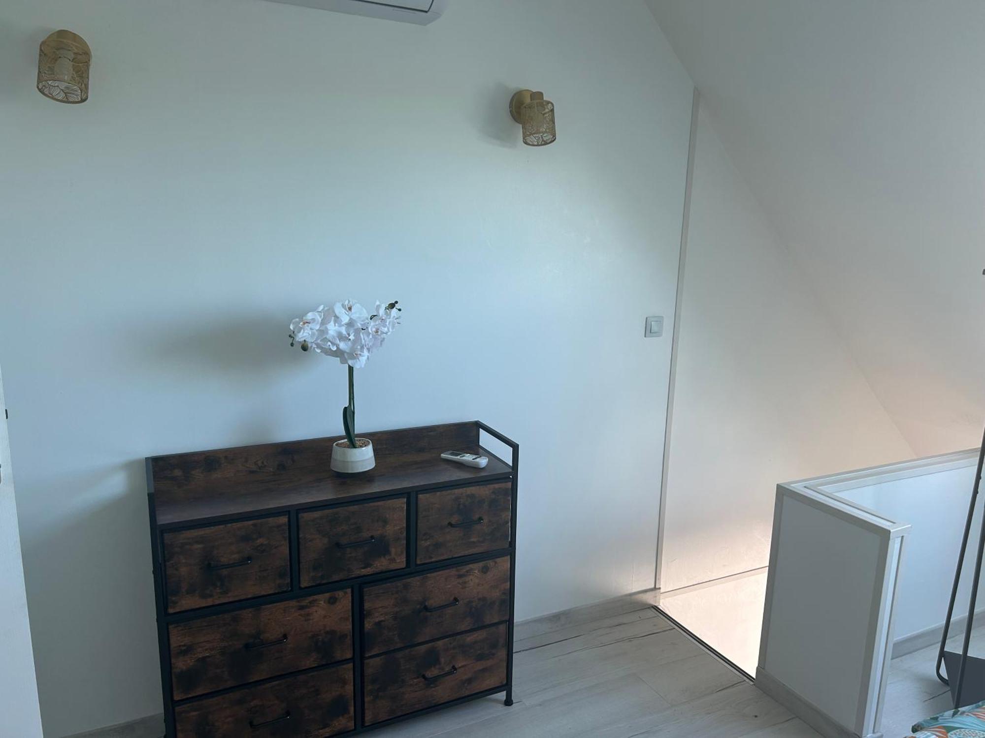 Pas Loin Des Plage Du Debarquement Creully sur Seulles エクステリア 写真